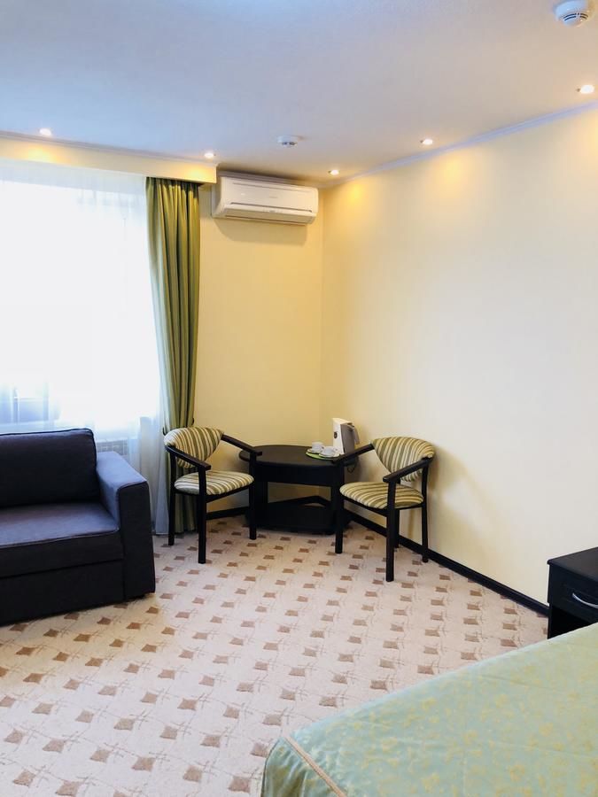 Гостевой дом Guest Hotel Platan Кучугуры-19