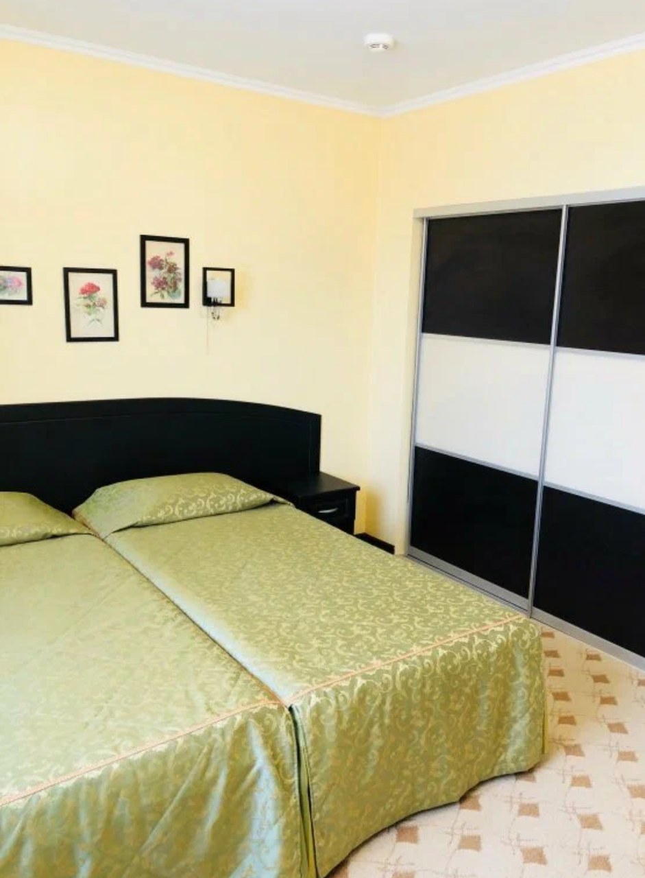 Гостевой дом Платан Кучугуры