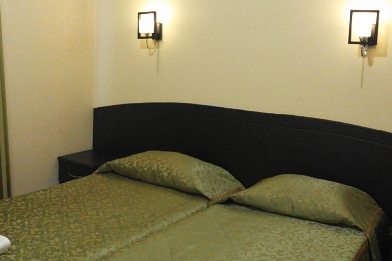 Гостевой дом Платан Кучугуры