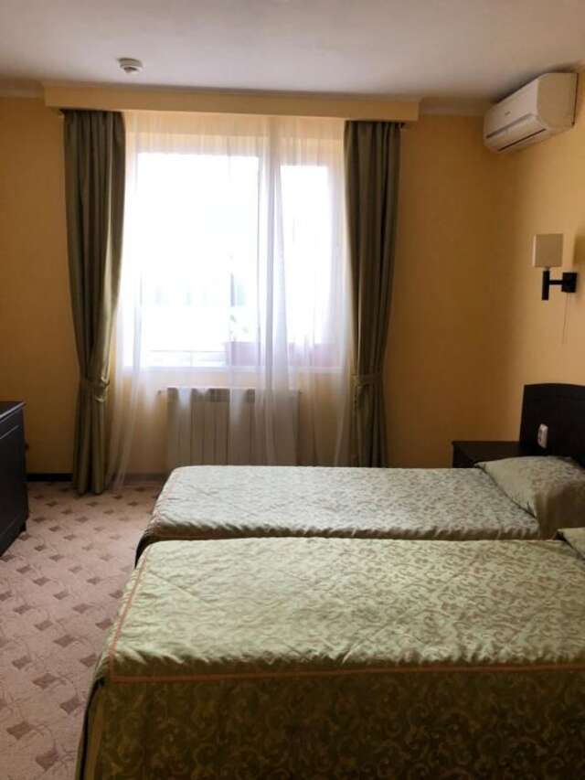 Гостевой дом Guest Hotel Platan Кучугуры-41